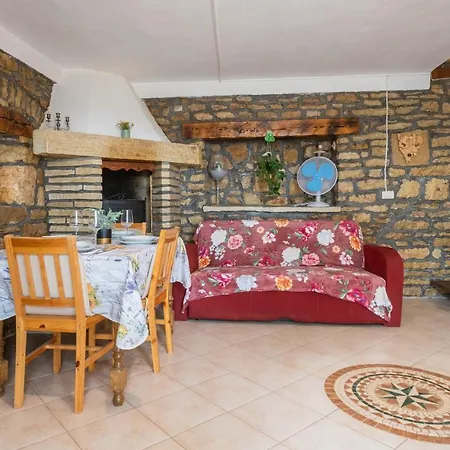 Apartment Larca